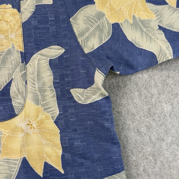 Tommy Bahama 100% Silk Hawaiian Shirt M Blue Yellow Floral Camp Button Front - Picture 6 of 10